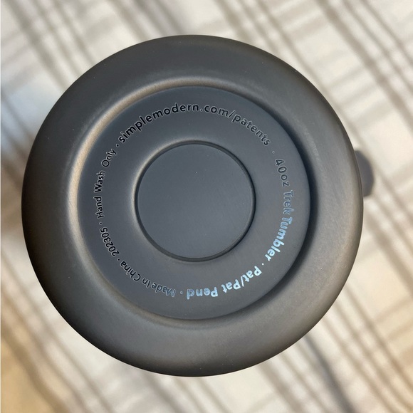 GREY LEOPARD 40oz Simple Modern Trek Tumbler - Picture 5 of 6